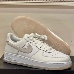 Nike Air Force 1 '07 LV8 Summit White Phantom FN5832-100 Men’s Size 12